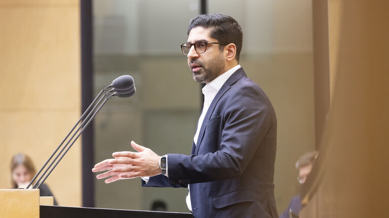 Minister Kaweh Mansoori im Bundesrat