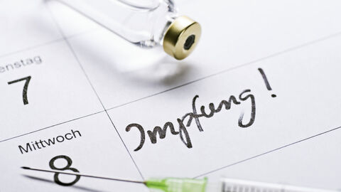 Kalender mit Spritze