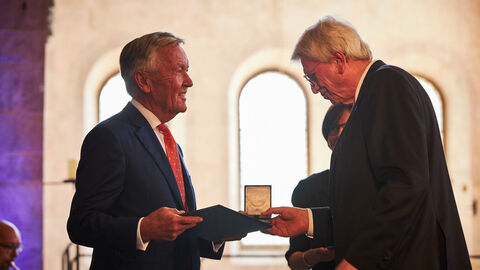 Verleihung der Wilhelm Leuschner-Medaille