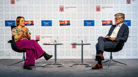 Ruth Reichstein, Beauftrage der Kommissionspräsidentin für das Neue Europäische Bauhaus aus der kommissionsinternen Denkfabrik I.D.E.A. – Inspire, Debate, Engage and Accelerate Action             Im Gespräch mit Hendrik Kafsack, Ruth Reichstein, Beauftrage der Kommissionspräsidentin für das Neue Europäische Bauhaus aus der kommissionsinternen Denkfabrik I.D.E.A. – Inspire, Debate, Engage and Accelerate Action, im Gespräch mit Hendrik Kafsack, Korrespondent Frankfurter AllgemeinFrankfurter Allgemeine Zeitung