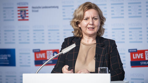 Desislava Apostolova, EU-Korrespondentin vom Bulgarischen Nationalen Fernsehen (BNT)