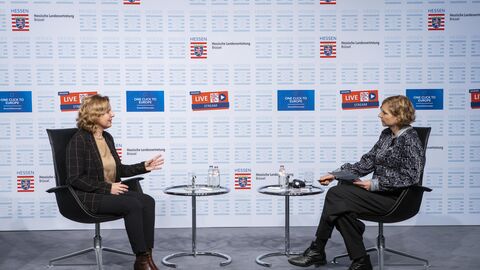 Desislava Apostolova, EU-Korrespondentin, im Gespräch mit Veronika Fillitz, ORF Desislava Apostolova, EU-Korrespondentin, im Gespräch mit Veronika Fillitz, ORF