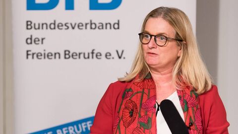 Dr. Ulla Engelmann, Direktorin (m.d.W.d.G.b.) Netzwerke & Governance in der Generaldirektion für Binnenmarkt, Industrie, Unternehmertum und KMU, Europäische Kommission