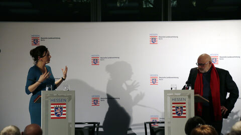 Eva Menasse und Jochen Hieber (v.l.n.r.) im Dialog über Johann Christian Friedrich Hölderin.