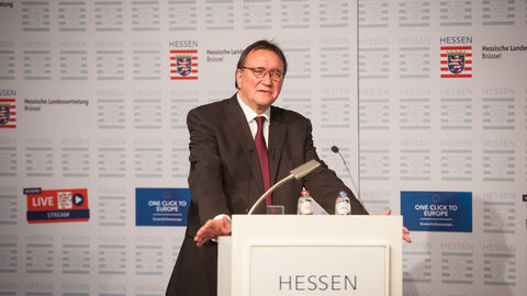 Impuls Prof. Dr. Martin Hein, Bischof em., Vorstand der Landesstiftung Miteinander-in-Hessen Impuls Prof. Dr. Martin Hein, Bischof em., Vorstand der Landesstiftung Miteinander-in-Hessen