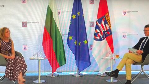 Botschafterin Elena Radkova Shekerletova und Christoph von Marschall.