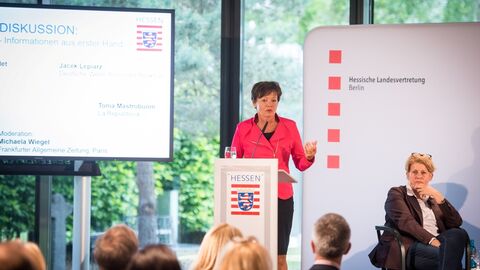 Für Staatsministerin Lucia Puttrich ist es wichtig, nicht nur auf das eigene Land zu schauen, sondern den Blick auch auf die anderen Mitgliedstaaten zu richten.