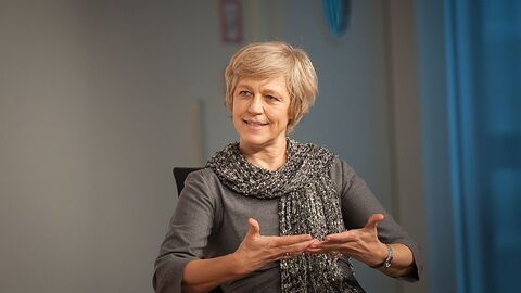 Renate Nikolay, Kabinettschefin von Kommissionsvizepräsidentin Věra Jourová, spricht während der Veranstaltung zum Thema