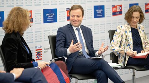 „EU-Sorgfaltspflichten für globale Lieferketten – Chancen und Risiken für Unternehmen“