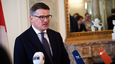 Der neue Ministerpräsident Boris Rhein im Interview mit verschiedenen Medien. 