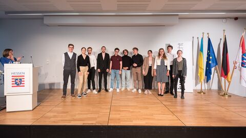 Von maskierten Musikern, CO2-Fressern und bilanzoptimierenden Fotovoltaik-Raffstores