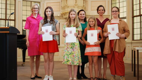 Preisverleihung im Bad Homburger Schloss von Jugend malt 