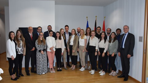 Rechtsreferendarinnen und Rechtsreferendare des Vereins der Rechtsreferendare in Hessen e.V.