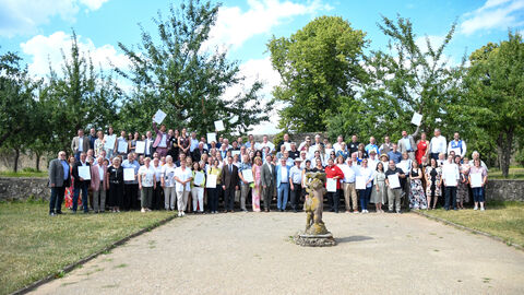 Die Gewinnerinnen und Gewinner des Wettbewerbs „Die besten Dorfgasthäuser in Hessen“ in Fulda.