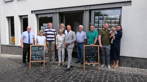 Staatsminister Axel Wintermeyer auf Sommerreise zun den Finalisten des Demografie-Preises 2022