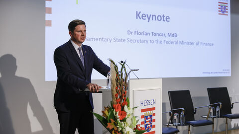 „Geldwäschebekämpfung vorantreiben“ – Podiumsdiskussion in der Hessischen Landesvertretung „Geldwäschebekämpfung vorantreiben“ – Podiumsdiskussion in der Hessischen Landesvertretung