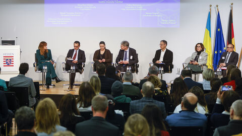 „Kompetenzen in der Cybersicherheit stärken: Podiumsdiskussion zum Launch von CyberSecPro“ „Kompetenzen in der Cybersicherheit stärken: Podiumsdiskussion zum Launch von CyberSecPro“