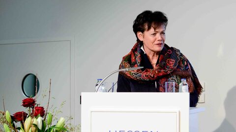 Europaministerin Lucia Puttrich begrüßt die Gäste Europaministerin Lucia Puttrich begrüßt die Gäste