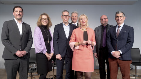 v.l.n.r. Dr. Oliver Bäcker,  Silke Wettach, Christian Engelhardt, Eddy Hartog, Prof. Dr. Kristina Sinemus, Georg Houben, Francesco Raphael Frieri 