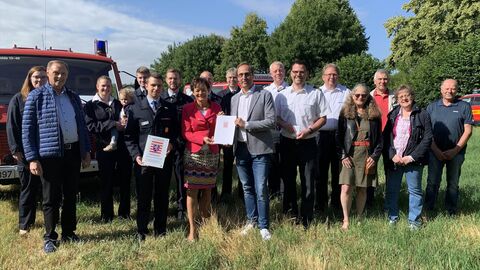 Europaministerin Lucia Puttrich überreicht Förderbescheid an die Stadt Nidda