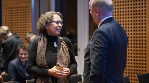 Europastaatssekretär Uwe Becker im Gespräch mit Prof. Michèle Knodt, TU Darmstadt Europawahl 2024 - Europastaatssekretär Uwe Becker im Gespräch mit Prof. Michèle Knodt, TU Darmstadt