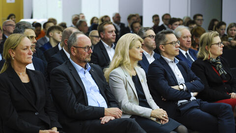 „Mehr Freiheit für Unternehmen, weniger Bürokratie!“