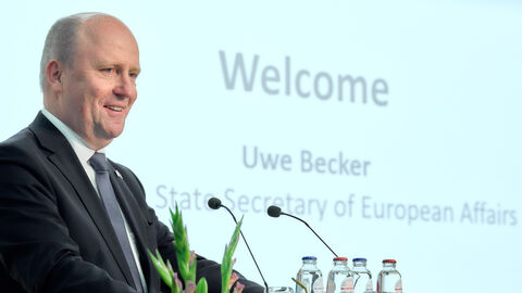 Realitätscheck für die EU-Handelspolitik – Pragmatismus oder hehre Ziele? Realitätscheck für die EU-Handelspolitik – Pragmatismus oder hehre Ziele?