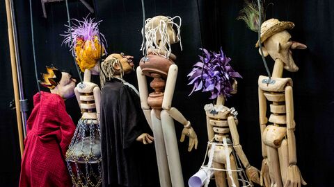 Leonce und Lena – oder: Von der Kunst, ein Narr zu werden