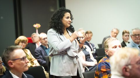 Podiumsdiskussion 22.11.2023 zum Thema Deutsche Minderheiten als Brücke der Völkerverständigung in Europa.