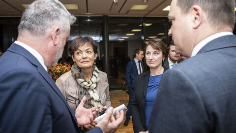 Podiumsdiskussion 22.11.2023 zum Thema Deutsche Minderheiten als Brücke der Völkerverständigung in Europa.