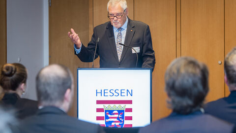 Siegbert Ortmann (DEBWH) - Podiumsdiskussion 22.11.2023 zum Thema Deutsche Minderheiten als Brücke der Völkerverständigung in Europa.