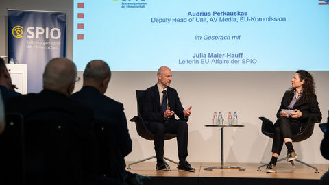 Filmische Perspektiven: Visionen für die nächste Legislaturperiode Filmische Perspektiven: Visionen für die nächste Legislaturperiode