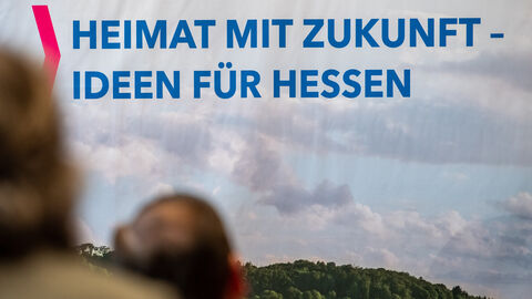 Motto-Schriftzug „Heimat mit Zukunft – Ideen für Hessen“