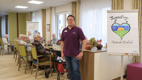 „Soziale Anlauf- und Begegnungsstätte für alle Generationen – DAS INNOVATIVE SOZIALZENTRUM“ Aufenthaltsraum in der Tagespflege