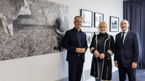 V.l.n.r.: Heiko Kasseckert MdL (Gast), Ruth Marcus und Staatsminister Manfred Pentz