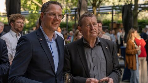 Christoph Degen, Staatssekretär im Hessischen Ministerium für Wissenschaft und Forschung, Kunst und Kultur und der hessische Landtagsabgeordnete Günter Rudolph