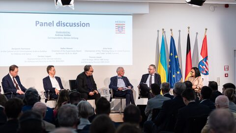 Reihe „Sounding Board konkret“: Bürokratie als Hindernis für Wirtschaft, Innovation und Verteidigung – Impulse für ein handlungsfähigeres Europa