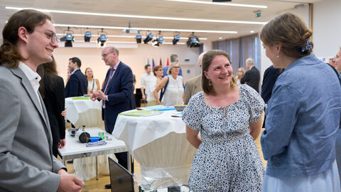 Präsentationen Jugend forscht 2025 in Brüssel