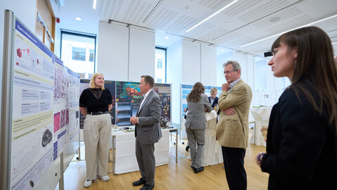 Präsentationen Jugend forscht 2025 in Brüssel