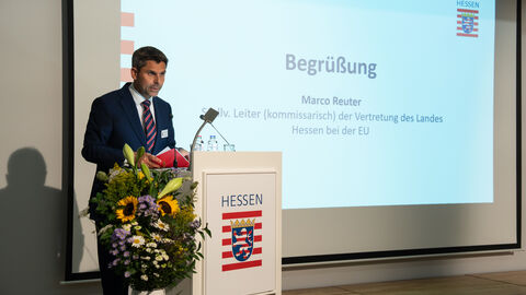 Begrüßung durch Herrn Marco Reuter, Stellv. Leiter (kommissarisch) der Vertretung des Landes Hessen bei der EU Begrüßung durch Herrn Marco Reuter, Stellv. Leiter (kommissarisch) der Vertretung des Landes Hessen bei der EU