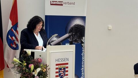 Uk-Dinner: Begrüßung Staatssekretärin Karin Müller