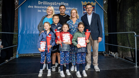 Ministerpräsident Rhein beim Drillingstreffen 2025