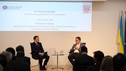 Europa im Gespräch mit MdEP Prof. Dr. Sven Simon und Dr. Thomas Gutschker, politischer Korrespondent der F.A.Z.