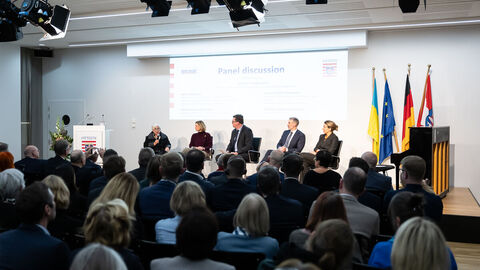 Podiumsdiskussion - 80 Jahre nach der Schoa: Judenhass und kein Ende?