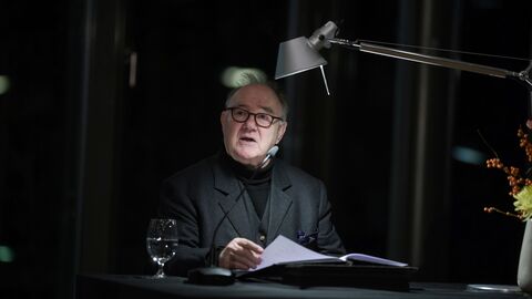 Die Texte zu den Musikstücken wurden von dem Schauspieler Udo Samel vorgelesen