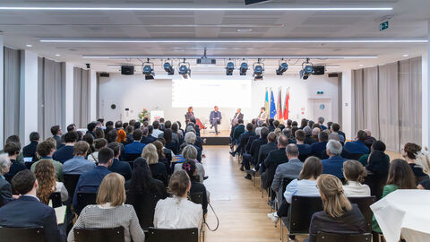 Podiumsdiskussion "Fly European"