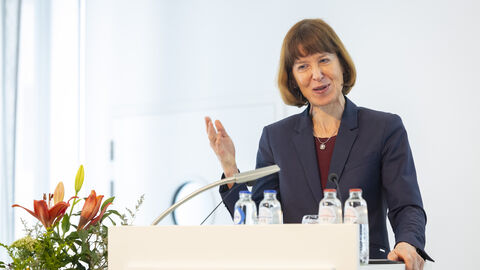 Begrüßungsrede von Heike Hofmann, Ministerin für Arbeit, Integration, Jugend und Soziales bei der Veranstaltung „Digitale Kindheit und Jugend in Europa – Medienkompetenz als soziale Aufgabe“