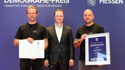 BOULDERCHURCH IN BAD ORB GEWINNT HESSISCHEN DEMOGRAFIE-PREIS 2026