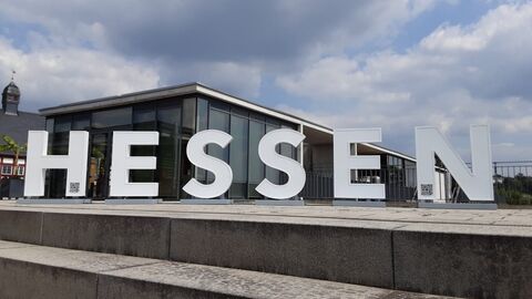 Die "HESSEN-Buchstaben" in Eltville Die "HESSEN-Buchstaben" in Eltville