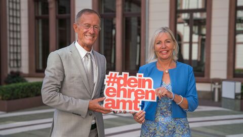 Der Chef der Staatskanzlei, Staatsminister Axel Wintermeyer und Digitalministerin Prof. Dr. Kristina Sinemus.